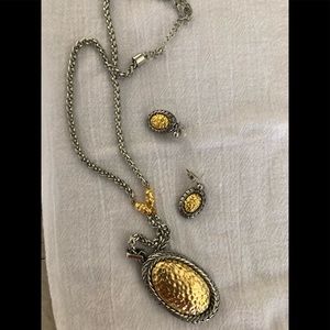 This is a brand new necklace & matching earring set. 16”-18” length